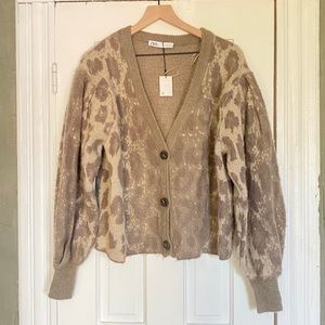Zara crop cardigan animal print size M